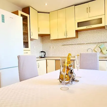Appartement Pitve *